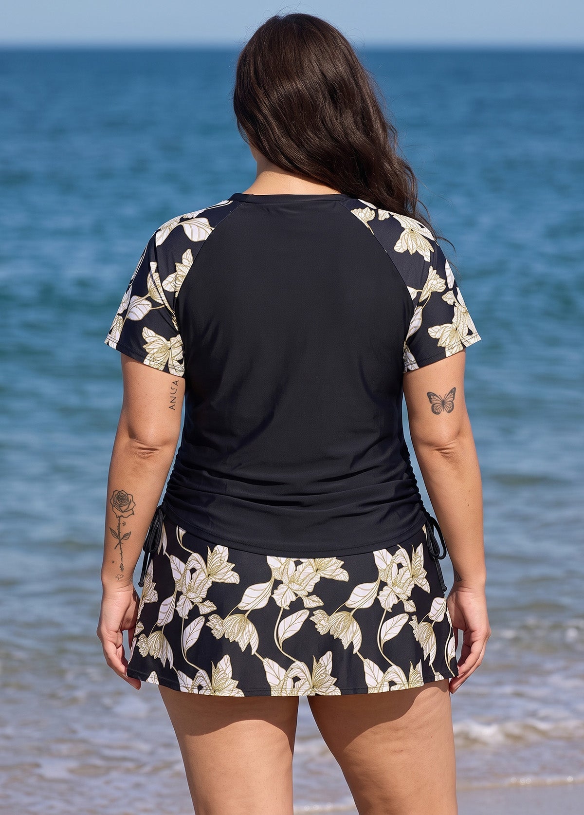 Curvy Black Leaf Upf50+ Short Sleeves Padded Side Drawstring Women's Swimsuit Tankini Top