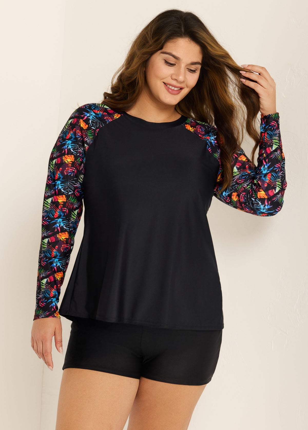 Black Leaf Print Long Sleeve Plus Size Swimsuit Swimwear Tankini Top
